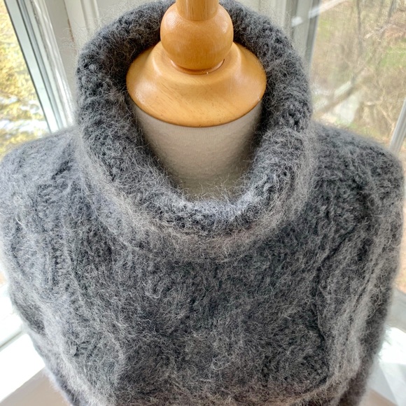 MICHAEL KORS Runway soft chunky kid mohair cables - Picture 3 of 12